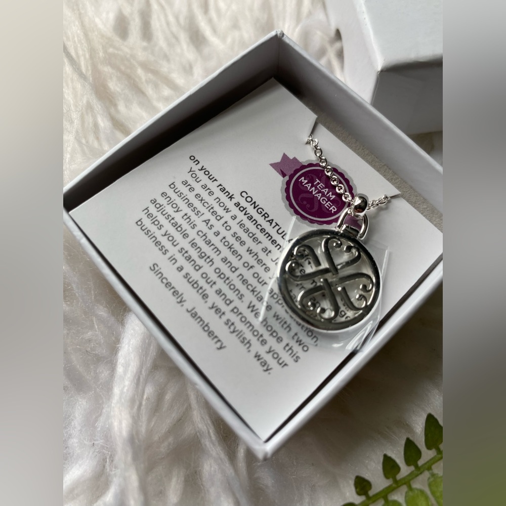 Jamberry Team Manager Necklace